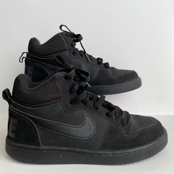 Nike Court Borough Mid Lace-Up High Top Basketball Shoes Youth US 5.5 839977-001 - Picture 1 of 9